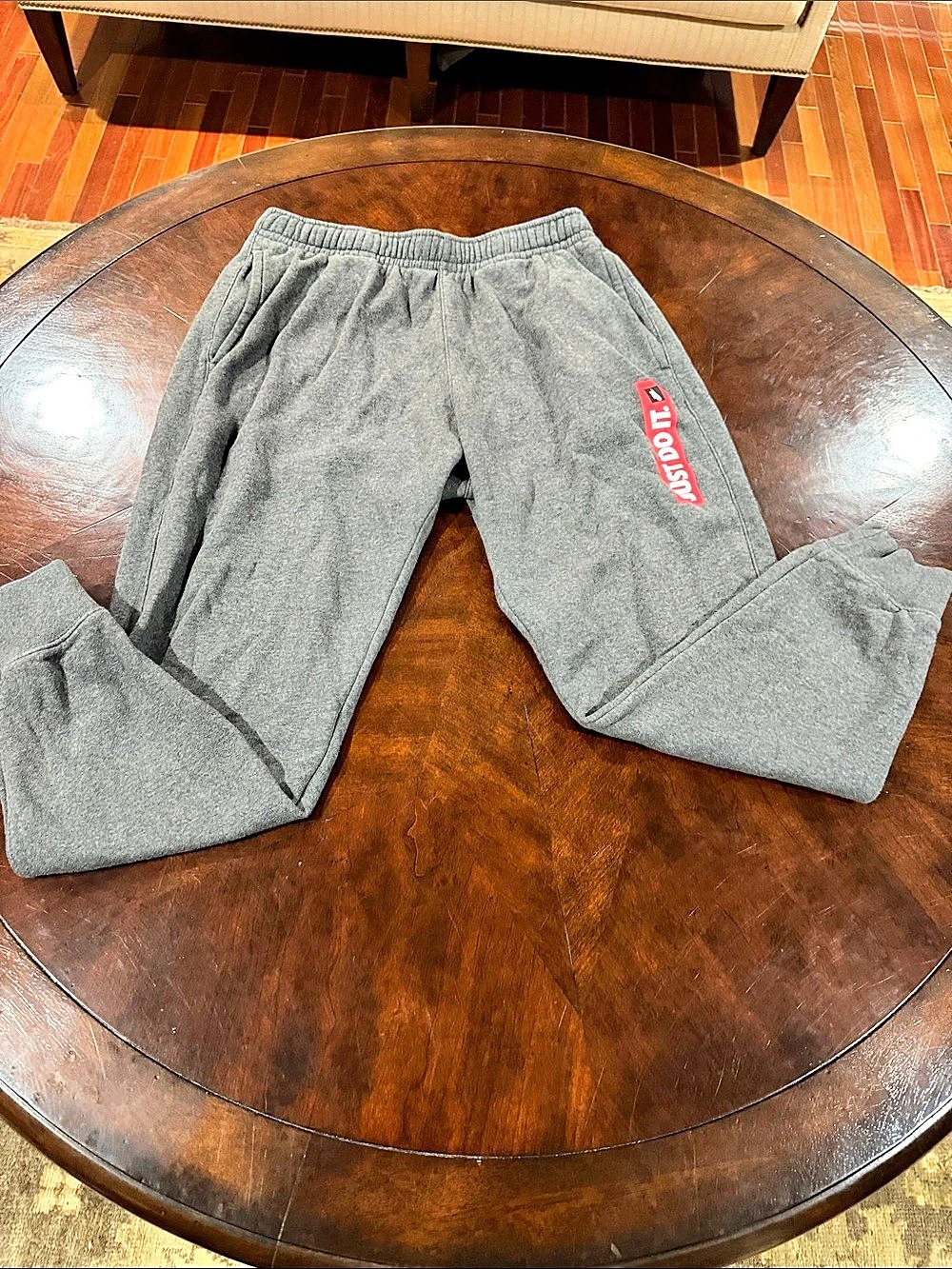 Nike Just Do It Sweatpants Size Medium - Picture 2 of 6
